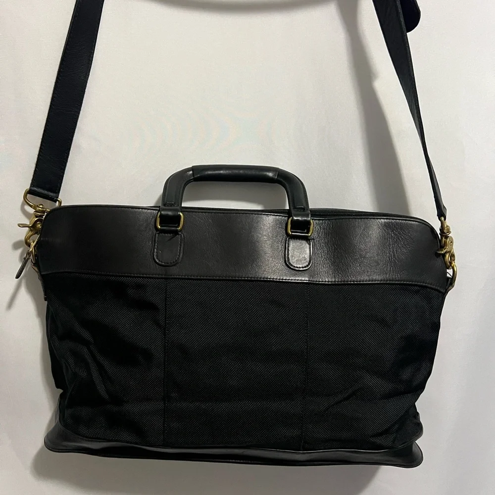 Vintage Coach Elegant Black Leather Men's Briefcase